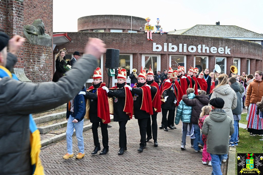 ../Images/Boerenbruiloft gemeentehuis 2026 079.jpg